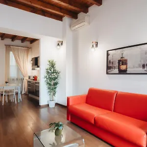 Apartamento Charming Brera - Madonnina, Milán